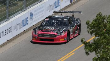 Banner Day for Borchetta on Streets of Nashville
